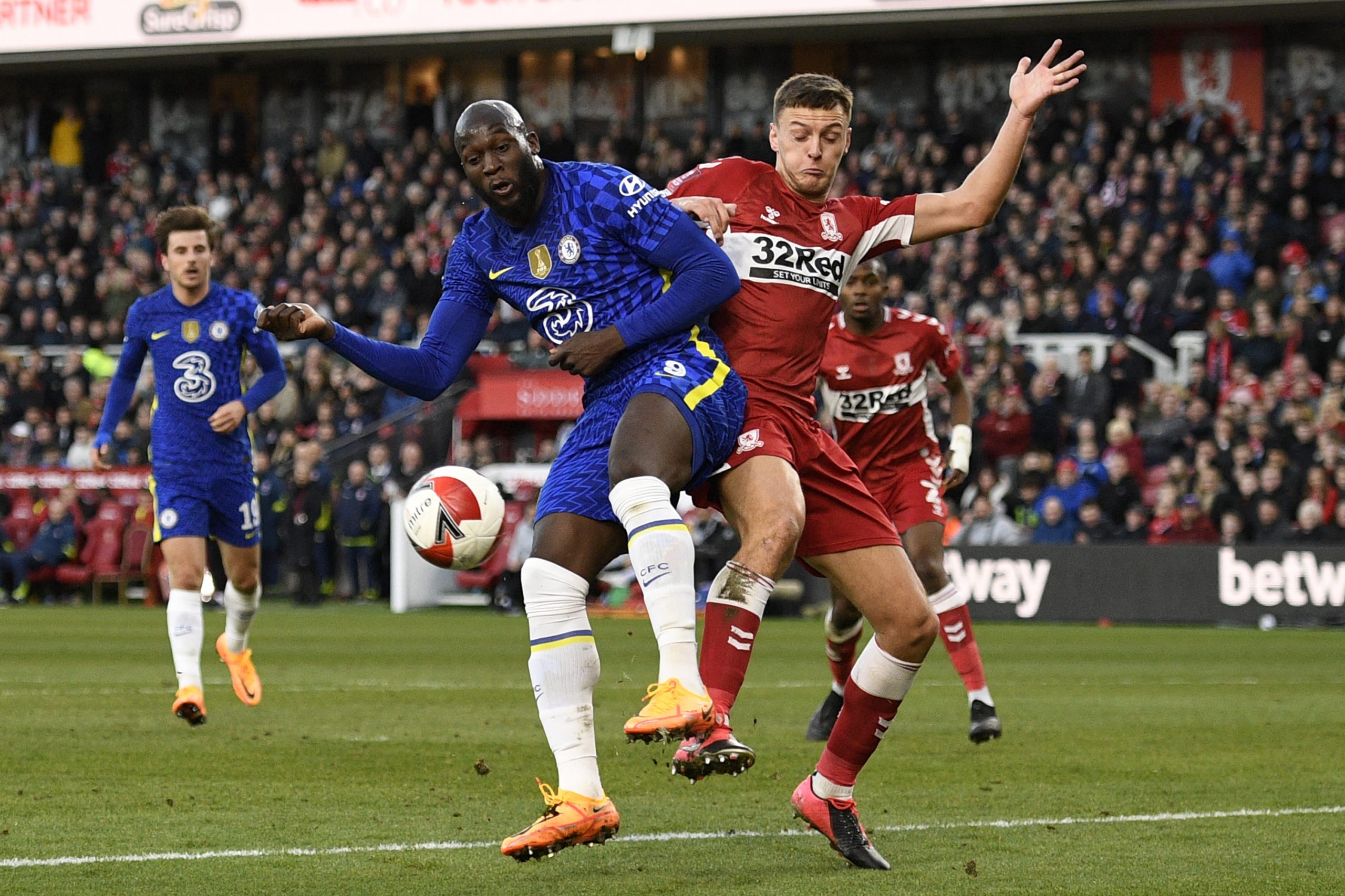 Lukaku strikes as Chelsea reach FA Cup semi-finals - SportsDesk